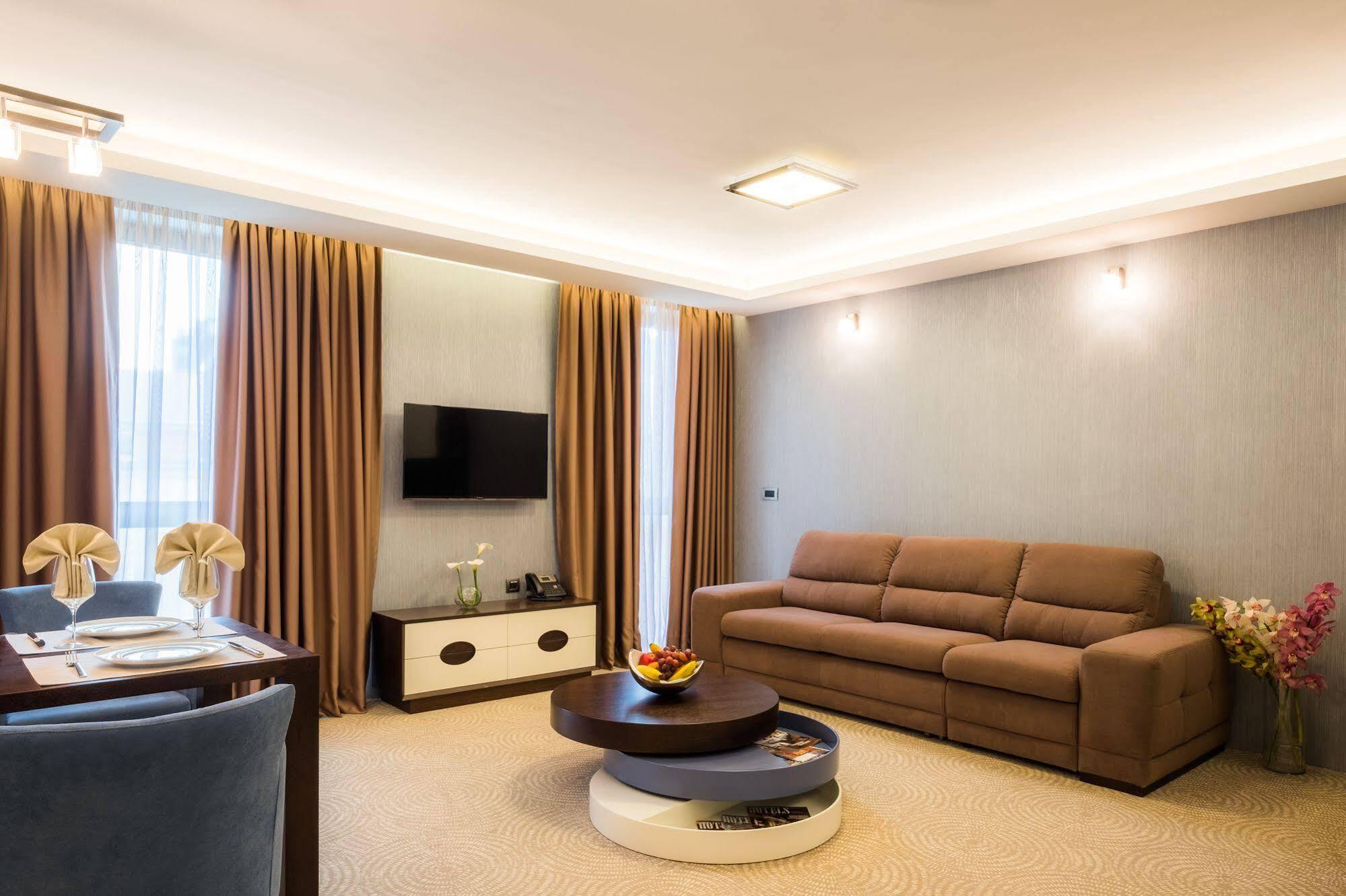 Viko Boutique Apart Hotel Sofia Bagian luar foto