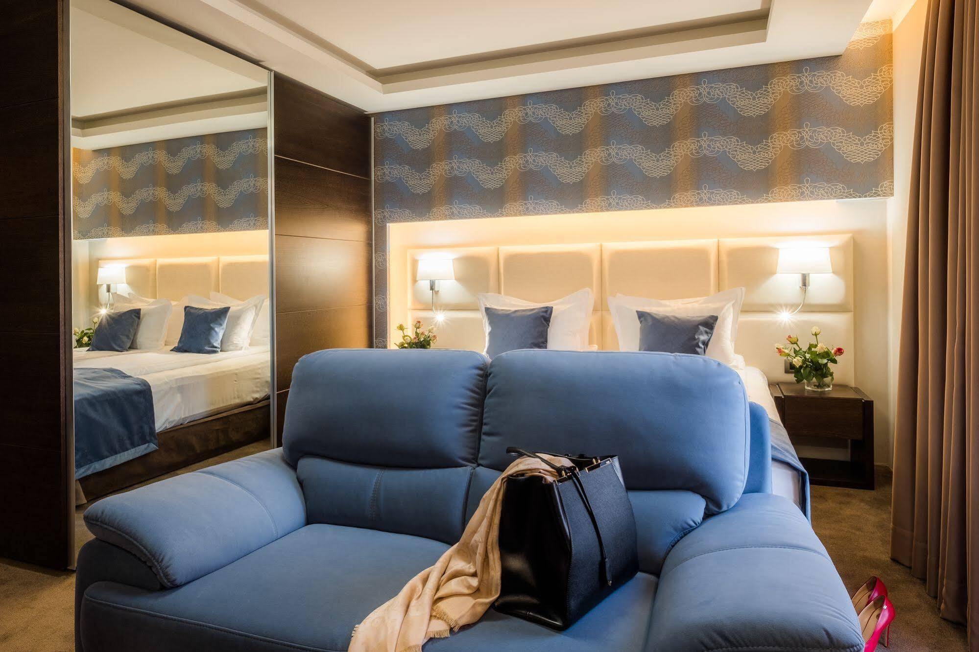 Viko Boutique Apart Hotel Sofia Bagian luar foto